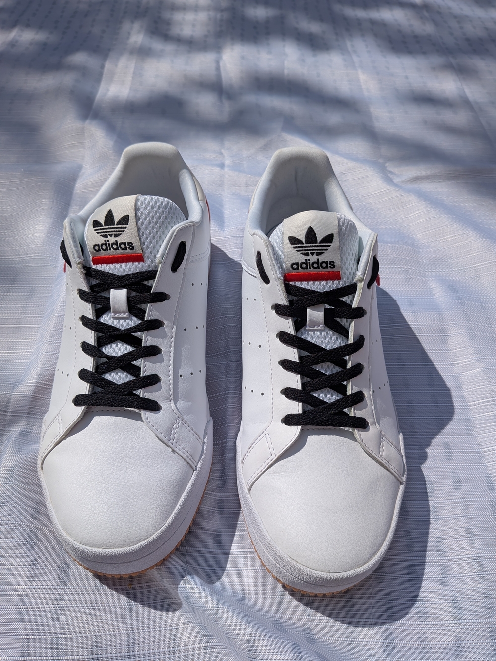 Adidas Originals Mens Court Tourino Sneakers White Red Black Gum Size 9.5 GX4378